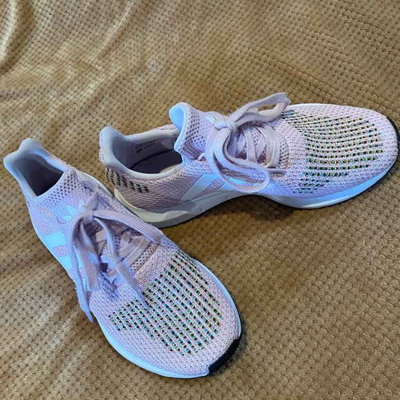 adidas Originals Shoes - Adidas Women's Swift Run Casual Running Shoes Sz 6.5.  Worn once